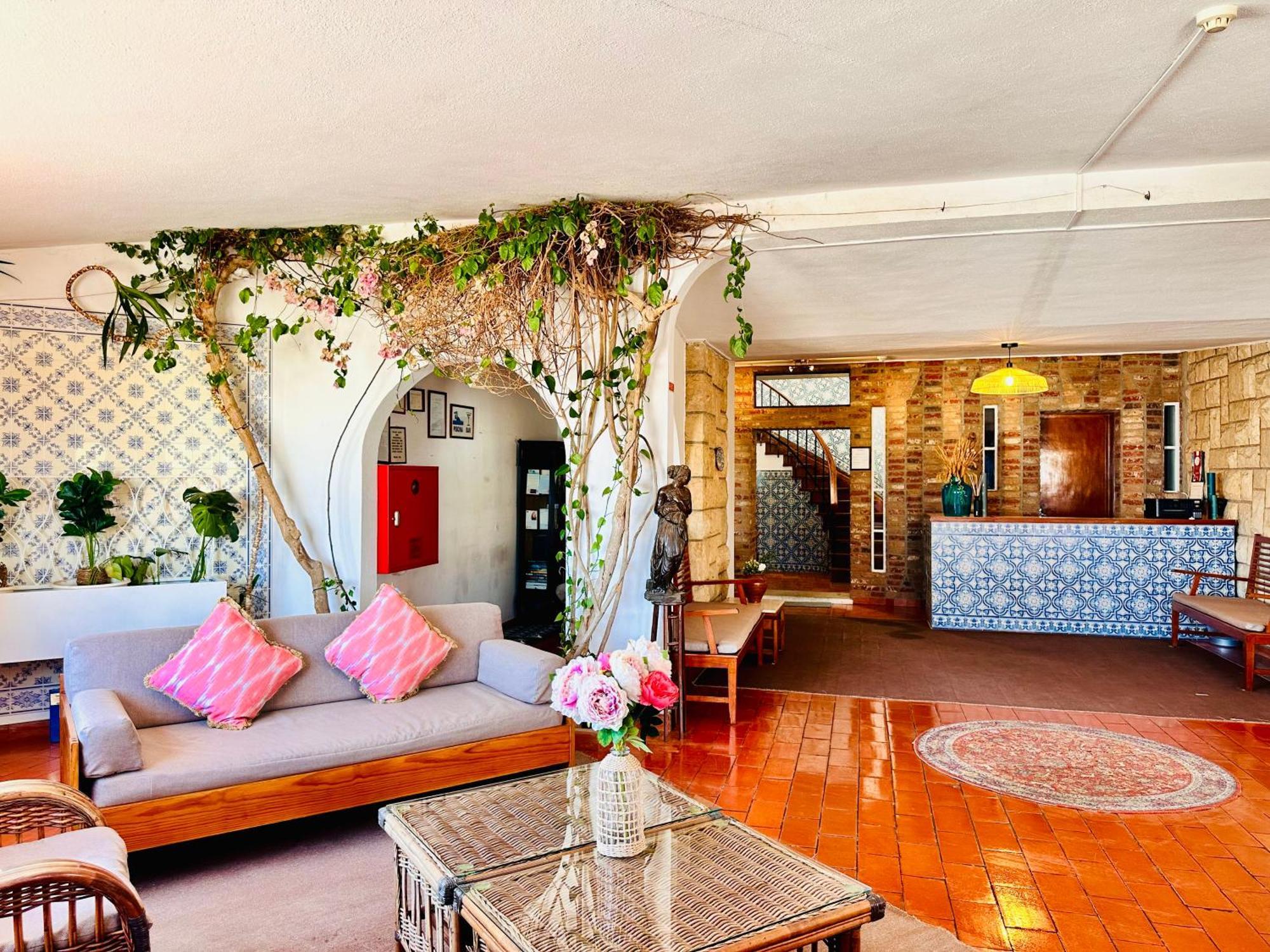 Vila Bela Hotel アルブフェイラ エクステリア 写真