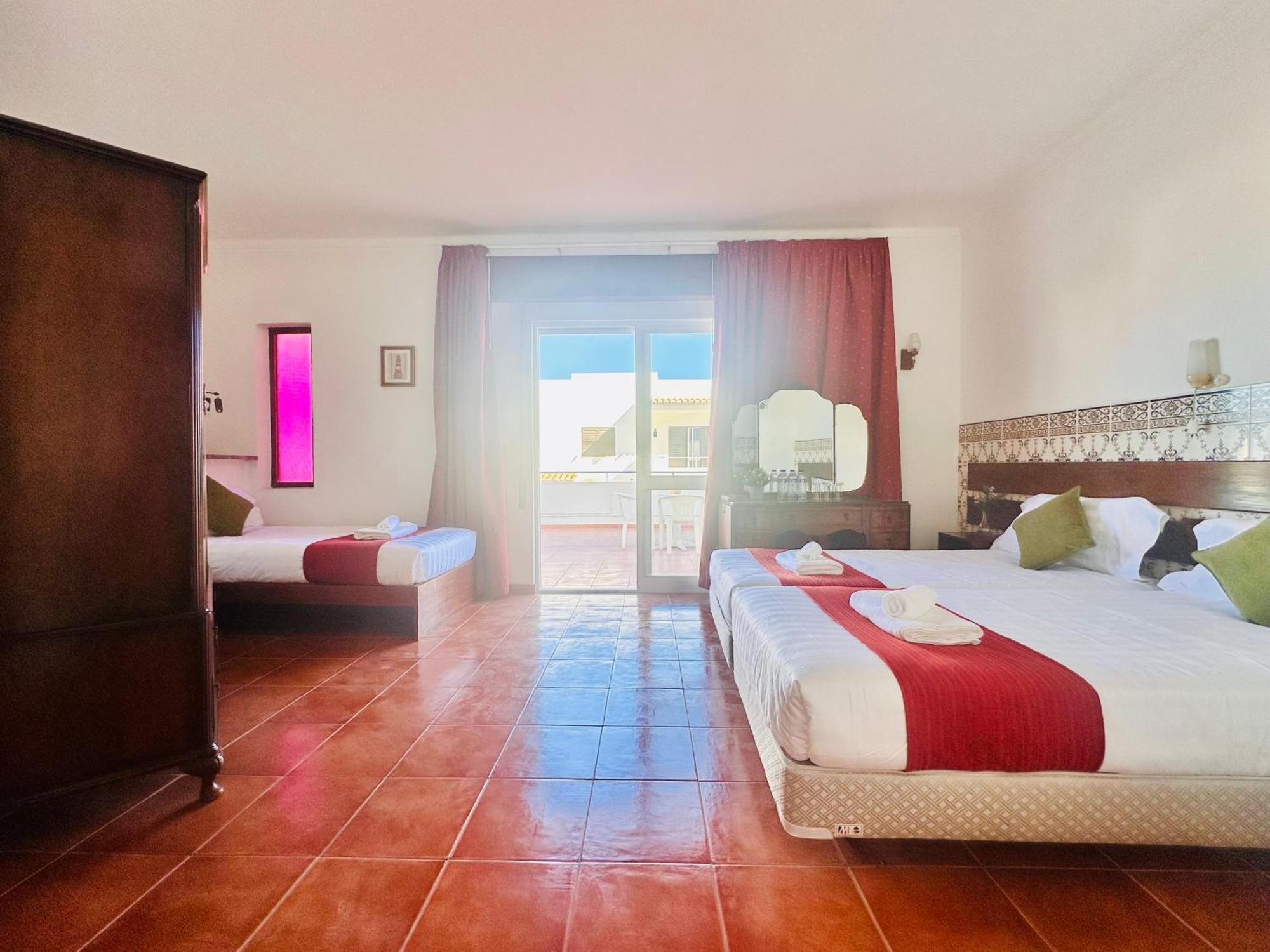 Vila Bela Hotel アルブフェイラ エクステリア 写真