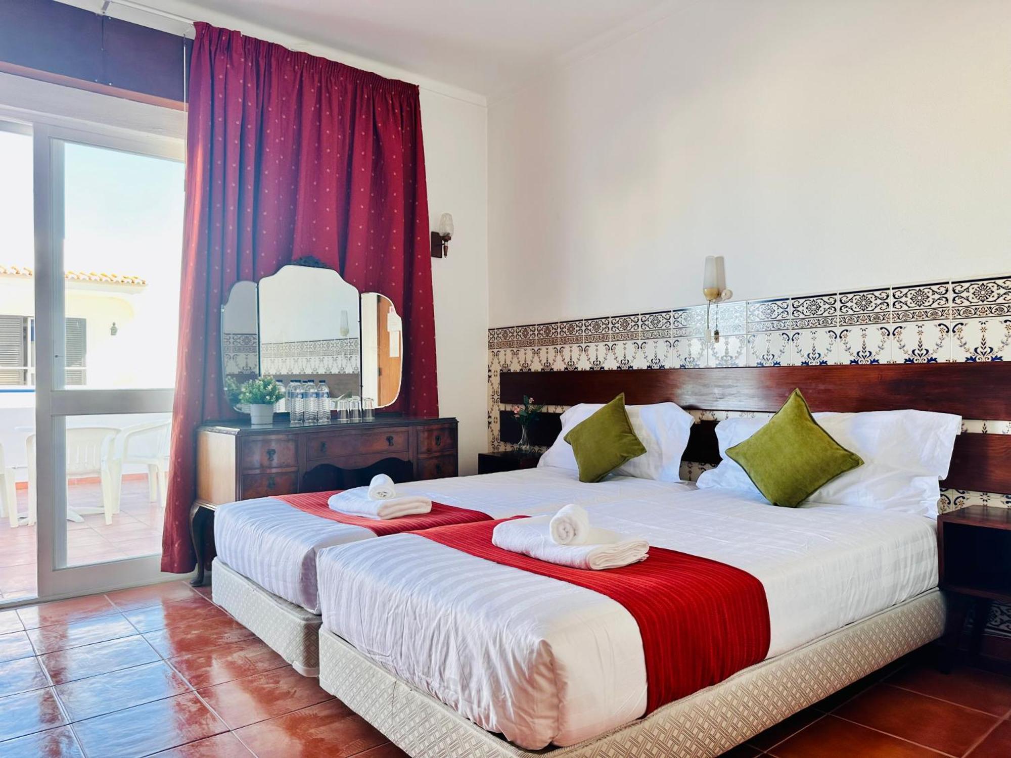 Vila Bela Hotel アルブフェイラ エクステリア 写真